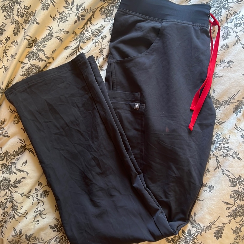 FIGS medium TALL kade charcoal scrubs
